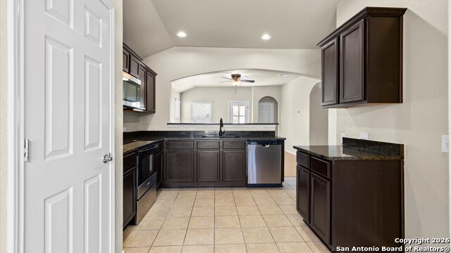 Image 5 of 31 For 7411 Hazel