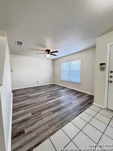 Image 17 of 27 For 9126 Centro Grande