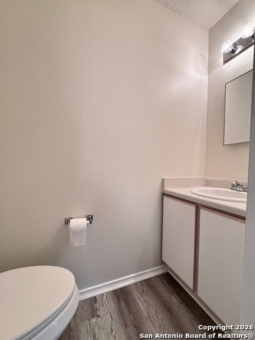 Image 24 of 27 For 9126 Centro Grande