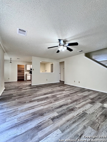 Image 6 of 27 For 9126 Centro Grande