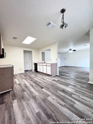 Image 8 of 27 For 9126 Centro Grande