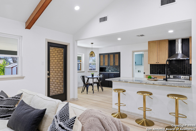 Image 10 of 45 For 626 Fawndale Ln