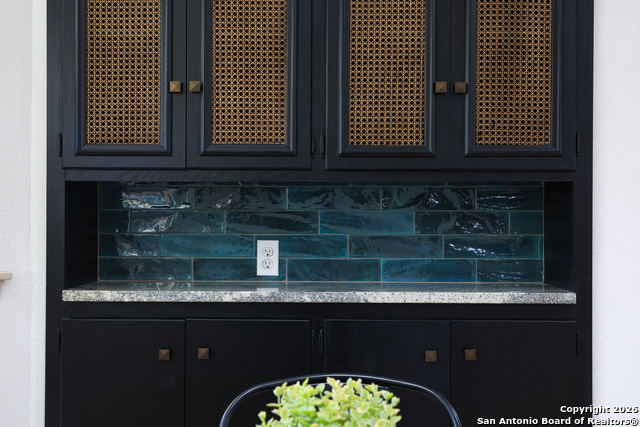 Image 19 of 45 For 626 Fawndale Ln