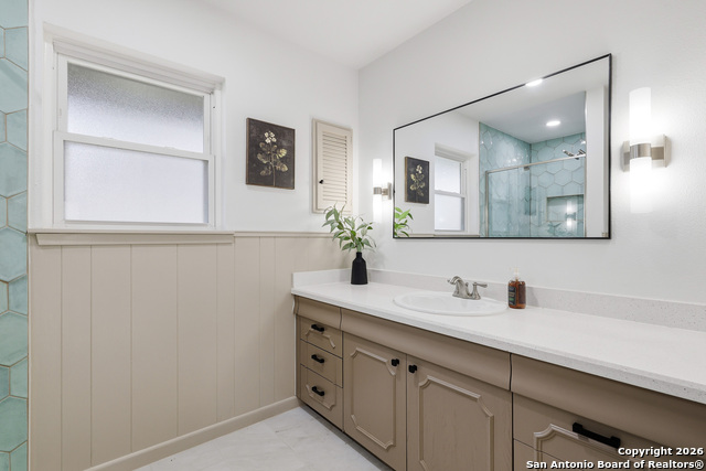 Image 24 of 45 For 626 Fawndale Ln