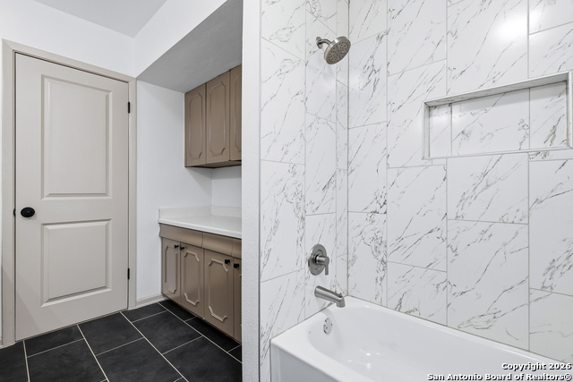 Image 31 of 45 For 626 Fawndale Ln