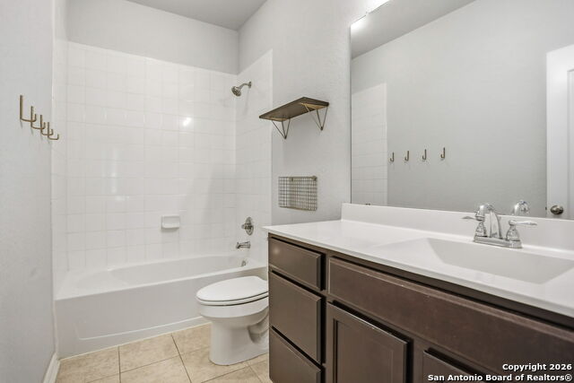 Image 19 of 25 For 8244 Breezy  