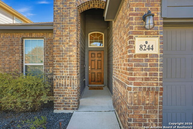 Image 2 of 25 For 8244 Breezy  