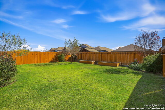 Image 24 of 25 For 8244 Breezy  