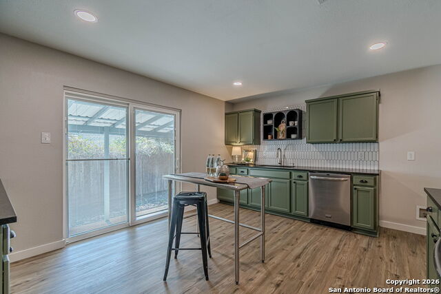 Image 16 of 33 For 1947 Queen Victoria