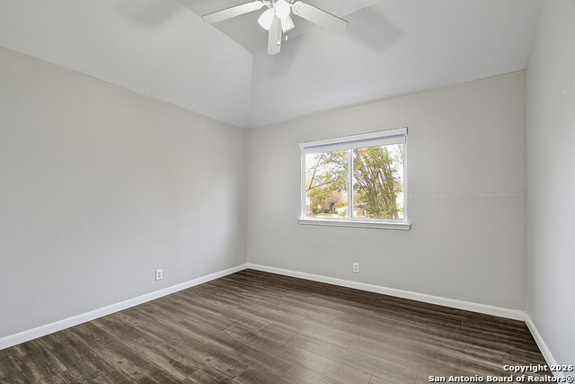 Image 19 of 23 For 6407 Jade  