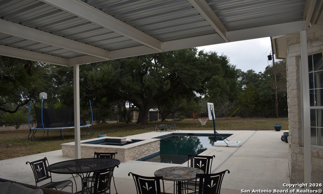 Image 13 of 48 For 32010 Oak Ridge