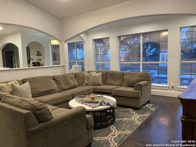 Image 18 of 48 For 32010 Oak Ridge