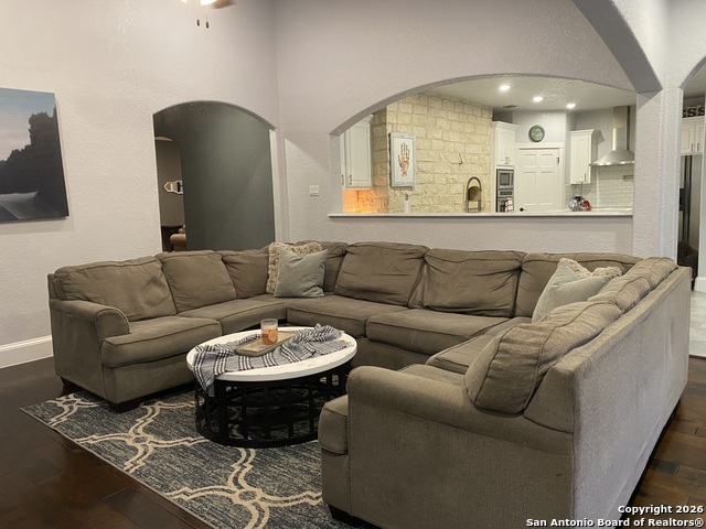 Image 19 of 48 For 32010 Oak Ridge