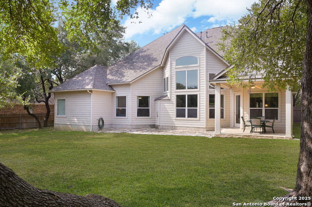 Image 36 of 38 For 4630 Grass Fight