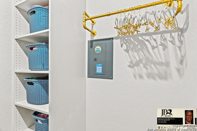 Image 16 of 21 For 3306 Junction Bay