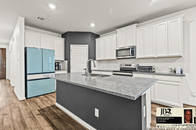 Image 6 of 21 For 3306 Junction Bay