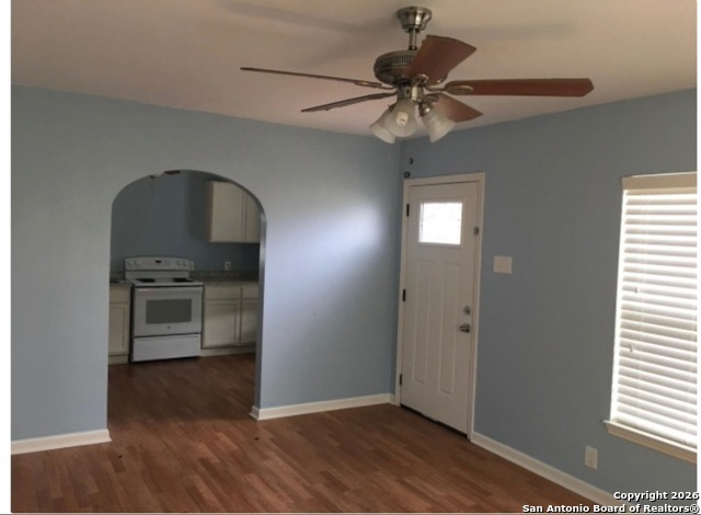 Image 4 of 4 For 1050 Vanderbilt