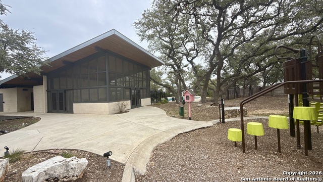 Image 58 of 59 For 5726 Chestnut Xing