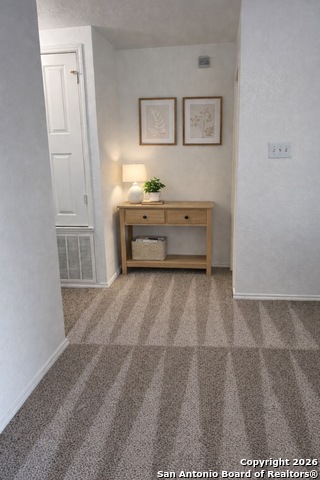 Listing photo id 6 for 3202 Carswell Bend