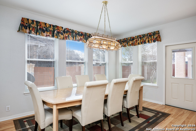 Image 17 of 54 For 33 Wolfeton  