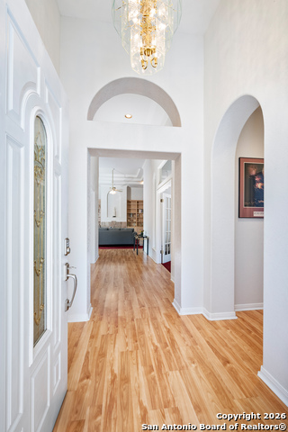 Image 5 of 54 For 33 Wolfeton  