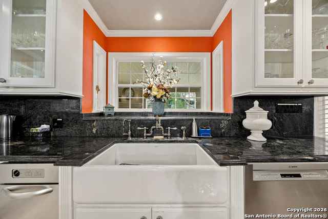 Image 13 of 46 For 338 Prinz Dr