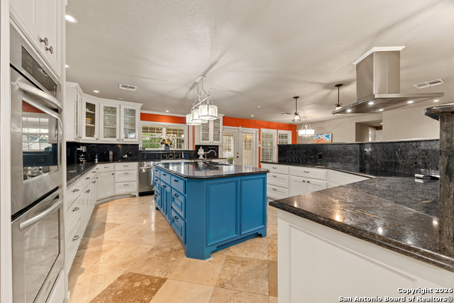 Image 14 of 46 For 338 Prinz Dr