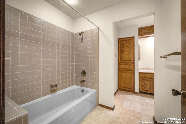 Image 45 of 68 For 9606 Meadow Rue