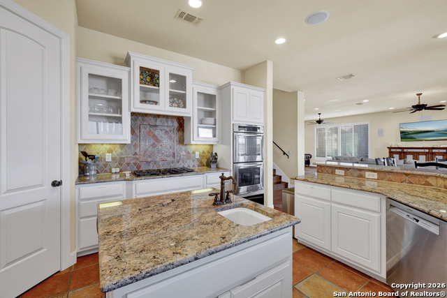 Image 10 of 50 For 1745 Lakeside W