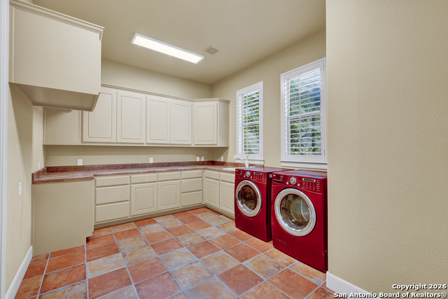 Image 14 of 50 For 1745 Lakeside W