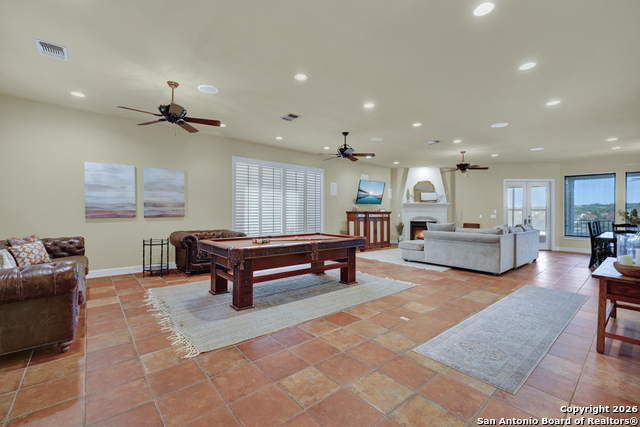 Image 2 of 50 For 1745 Lakeside W