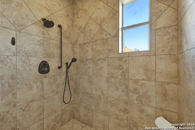 Image 37 of 50 For 1745 Lakeside W