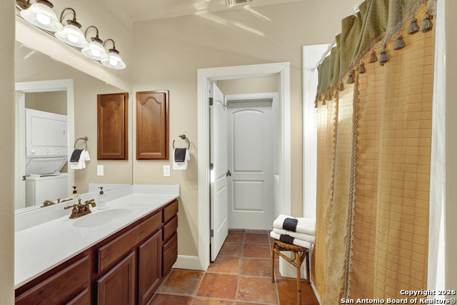 Image 47 of 50 For 1745 Lakeside W