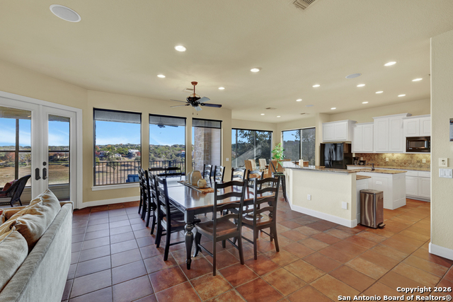 Image 7 of 50 For 1745 Lakeside W