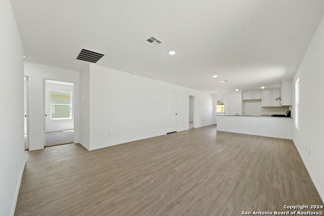 Image 7 of 23 For 3624 Axis Hill St