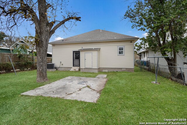 Image 23 of 34 For 334 Whittier