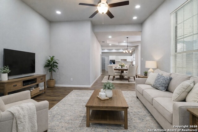 Image 4 of 34 For 334 Whittier