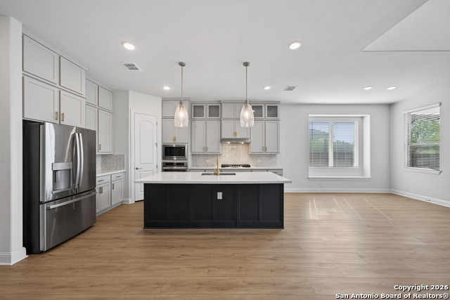 Image 11 of 34 For 6825 Hallie Loop