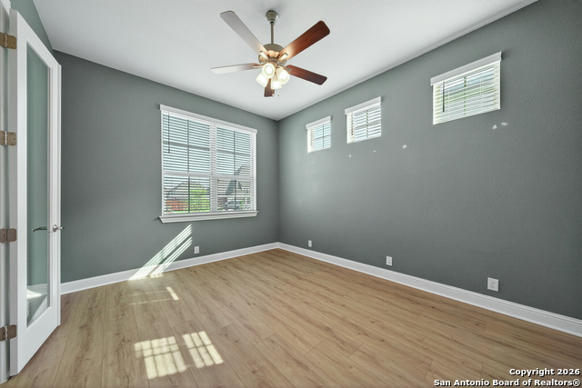 Image 19 of 34 For 6825 Hallie Loop