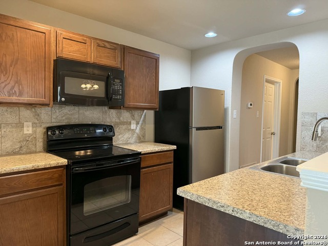 Image 14 of 17 For 11326 Estufa Canyon