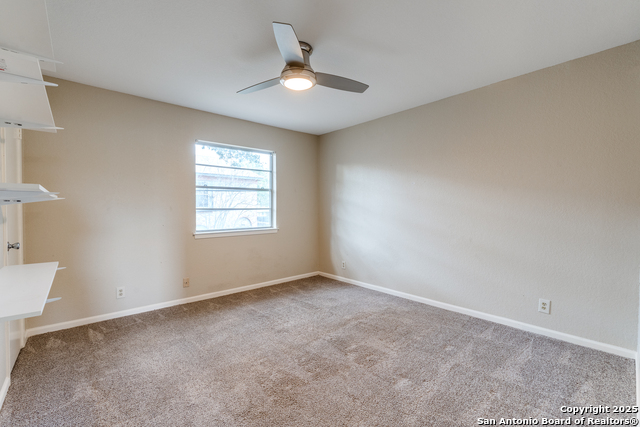 Image 22 of 28 For 2811 Woodbury 405