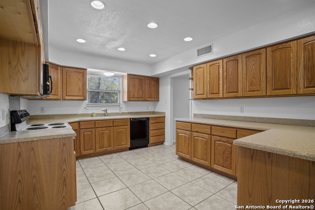 Image 14 of 59 For 33171 Blanco