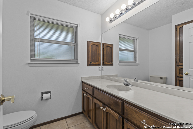 Image 33 of 59 For 33171 Blanco