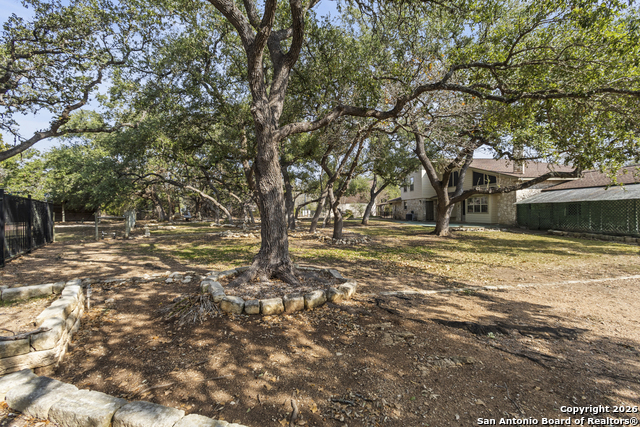 Image 39 of 59 For 33171 Blanco