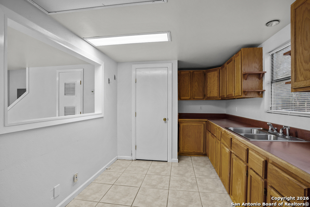 Image 48 of 59 For 33171 Blanco