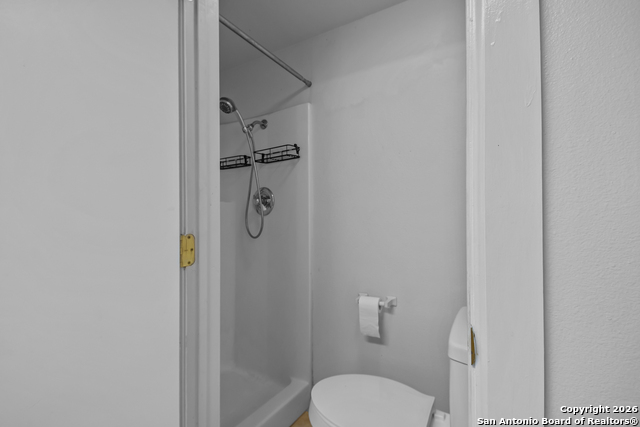 Image 49 of 59 For 33171 Blanco