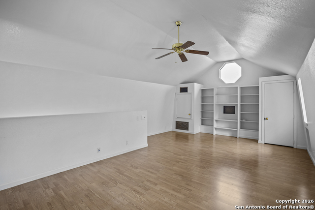 Image 52 of 59 For 33171 Blanco