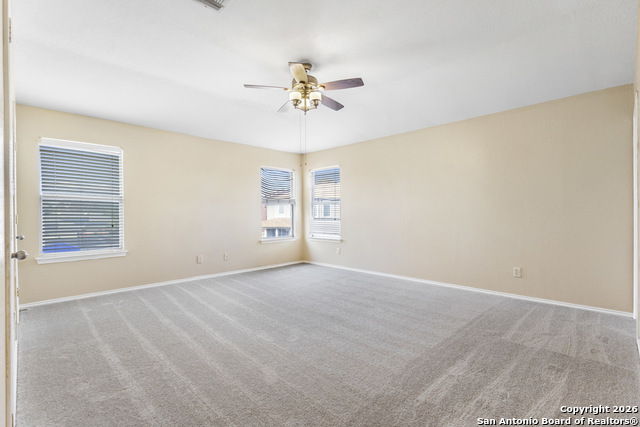 Listing photo id 14 for 8615 Harvest Moon