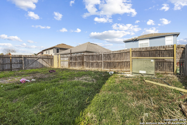 Listing photo id 19 for 8615 Harvest Moon