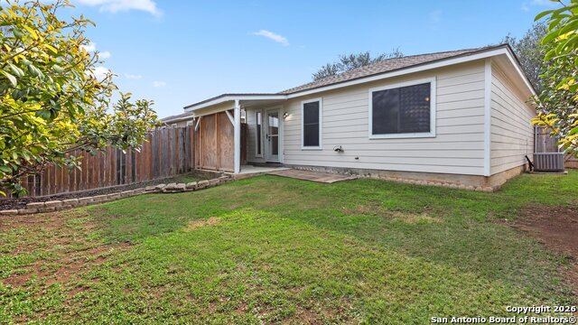 Image 18 of 19 For 260 Sagebrook